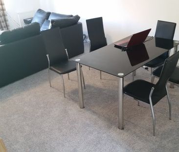 Room in a Shared House, Elizabeth Fry Place, SE18 - Photo 5