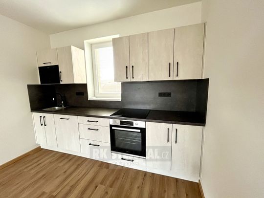 Pronájem bytu 2+kk 42 m² - Photo 1