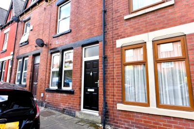 4 bedroom House in Gordon Terrace, Leeds - Photo 4