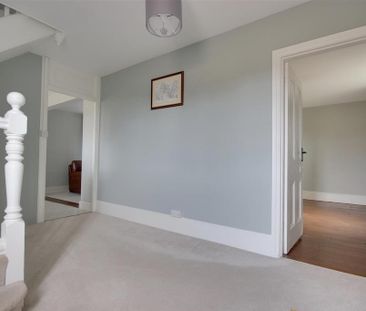 3 bedroom detached house to rent - Photo 2