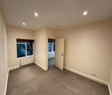 1 Bed Flat, Brunswick Terrace, BN3 - Photo 2