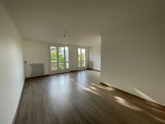 Location Appartement 3 pièces 72m² JOUE LES TOURS 37300 - Photo 1