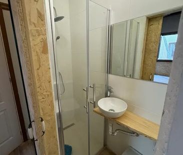 Travessera de Gràcia, Barcelona, Catalonia 08024 - Photo 6