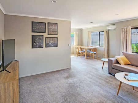 Riverstone Terraces Family Home - Photo 2