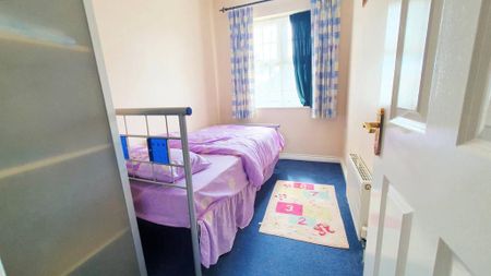 3 bedroom terraced house to rent - Photo 3