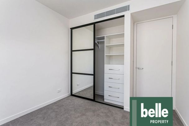 Stylish Apartment for Lease in West Lakes! - Photo 1