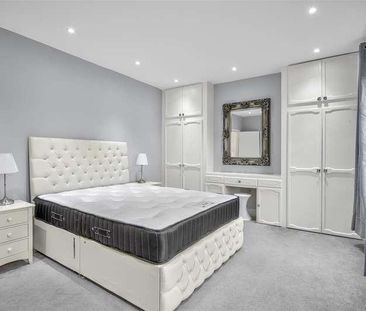 Queenstown Road, London, SW8 - Photo 5