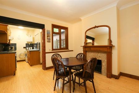 2 bedroom terraced house to rent - Photo 4