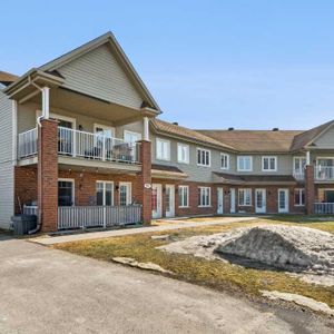 🔥 5 ½ entièrement rénové à louer – Disponible maintenant - Photo 2