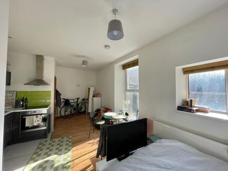 1 bedroom flat to rent - Photo 3