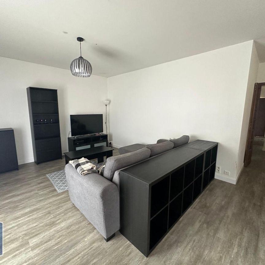 Location Maison 3 pièces 81m² ST PANTALEON DE LARCHE 19600 - Photo 1