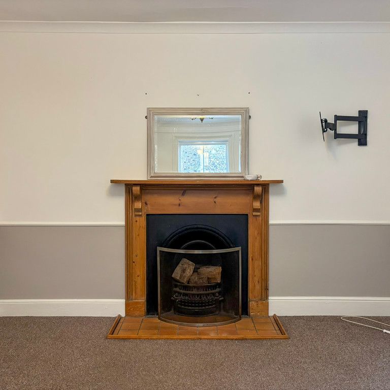 St Marys Cottages, Church Lane, Newmarket - Photo 1