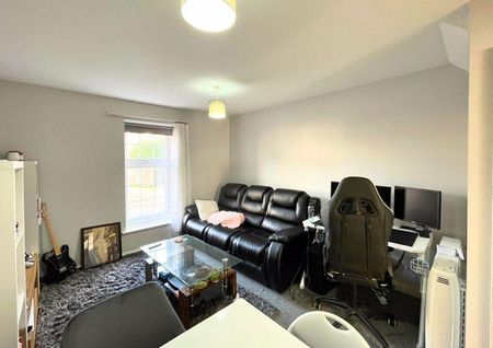 2 bedroom terraced house to rent - Photo 3