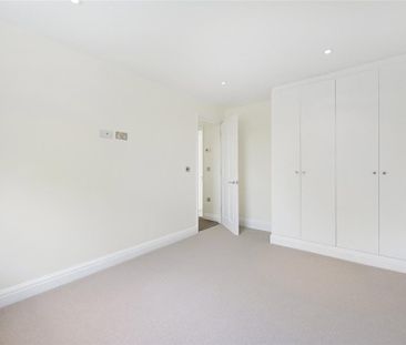 4 bedroom terraced house to rent - Photo 6