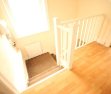 3 bedroom flat to rent - Photo 6