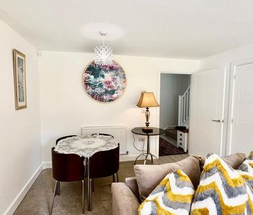 3 bedroom semi-detached house to rent - Photo 3