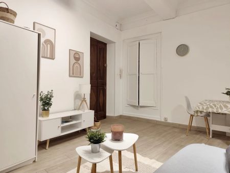 Location Appartement 1 pièce 33m² NIMES 30000 - Photo 3