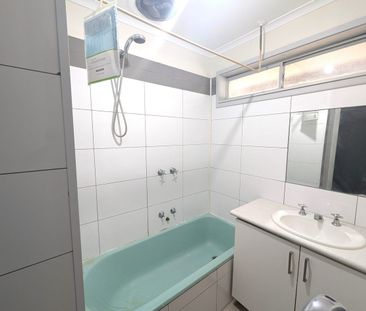 3 bedroom delight in a great location. - Photo 6