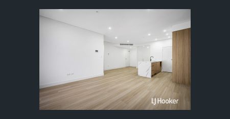 BRAND NEW - ONE BEDROOM APARTMENT - Photo 2