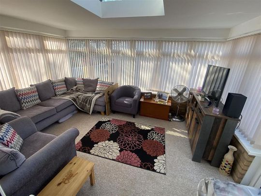 1 bedroom detached house to rent - Photo 1