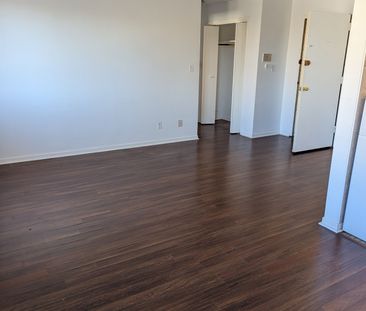 For Lease - 41 Huron Heights Drive Unit# #6, Newmarket, Ontario - Photo 5