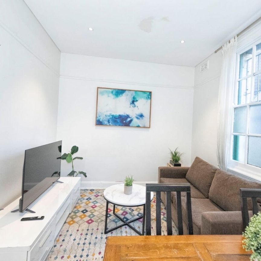 Surry Hills - Photo 1