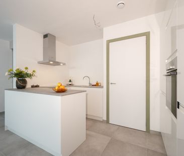 Gelijkvloers appartement met tuin te Sijsele! - Photo 1