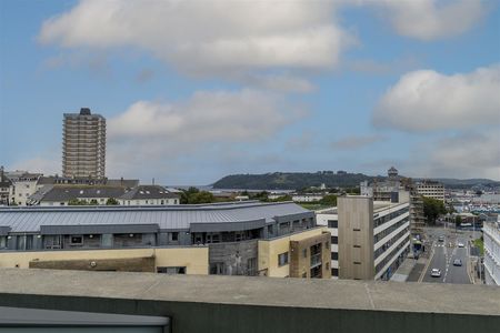 The Crescent, Plymouth - Photo 5