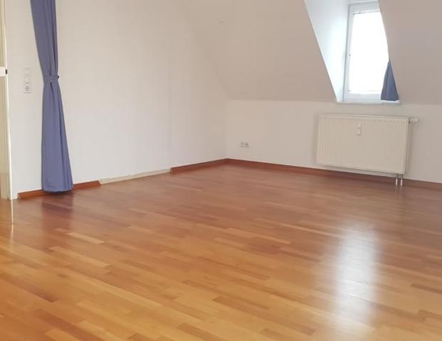 Licht, Raum & Lebensqualität im Herrenkrug – Ihre neue 3-Raum-Maisonettewohnung - Photo 1