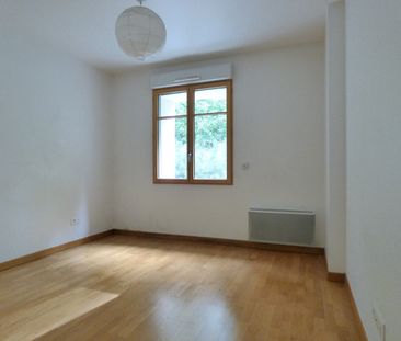 Appartement - 37,58 m² - 2 pièces - Photo 3