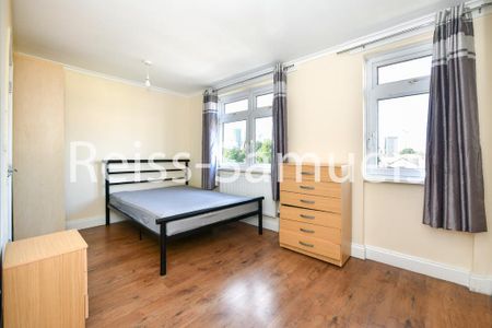 3 bedroom apartment to rent - Photo 4