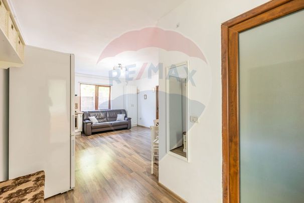 Apartament de inchiriat in bloc nou cu loc de parcare - Fotografie 1