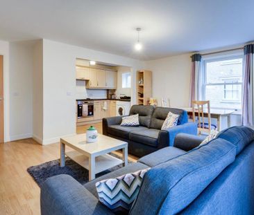 2 bedroom flat to rent - Photo 3