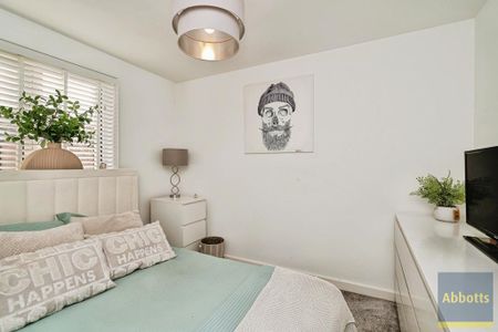 4 bedroom detached house to rent - Photo 5