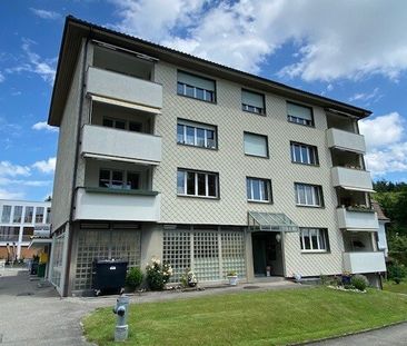 Helle Wohnung mit sonnigem Balkon - Photo 1