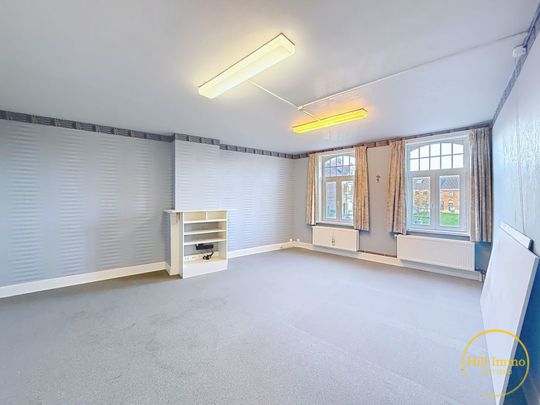 Te huur: Charmante rijwoning met authentieke gevel in het centrum van Kemmel (Heuvelland) - Photo 1