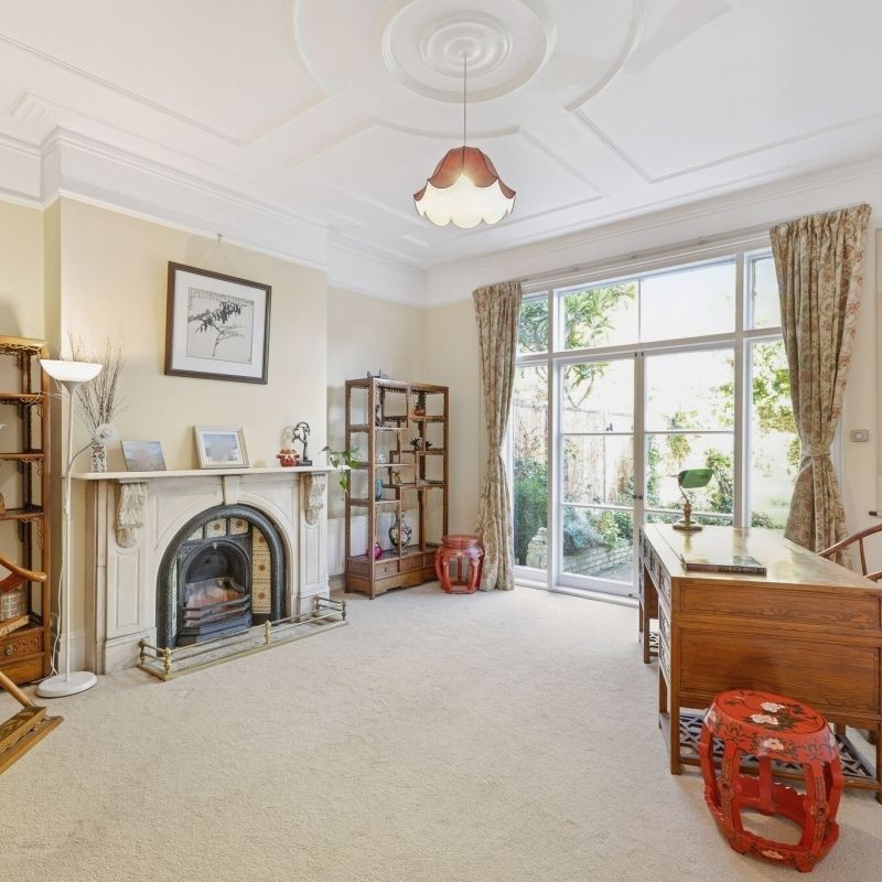 6 bedroom terraced house to rent - Photo 1