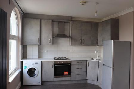 1 bedroom flat to rent - Photo 4