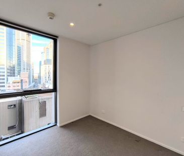 Luxury City Living - Photo 6