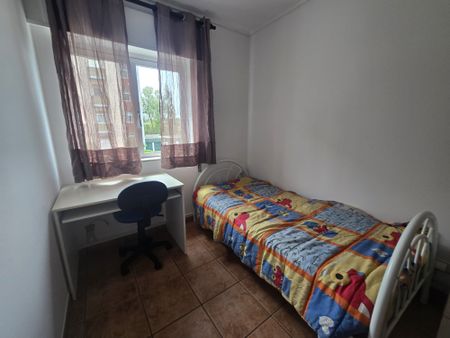 Quarto perto do Glicínias e da Universidade - Photo 5