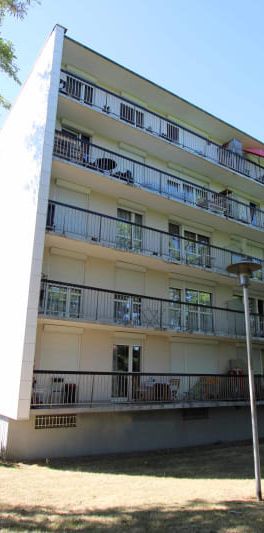 Location appartement F4 à Petit-Couronne - Photo 1