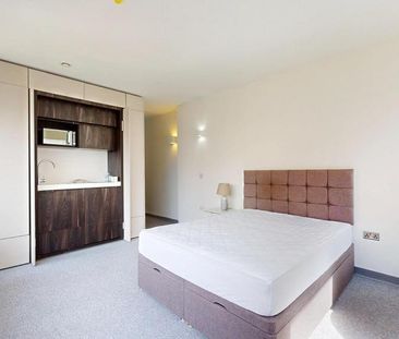 Studio to rent - Photo 3