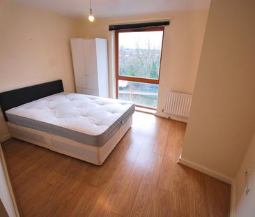 2 Bed Flat, Holinger Court, HA0 - Photo 2