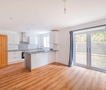 Uphill Drive, Larkhall - Photo 6