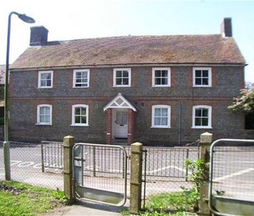 1 bedroom retirement property to rent - Photo 4