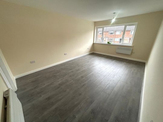 Bickton Close - Photo 1