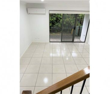 Modern 3 Bedroom Townhouse Available From 21/01/2025 - Photo 4