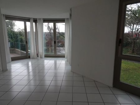 Spacious apartment for rent in Epalinges - Photo 2