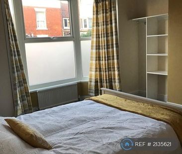 1 bedroom in a house share to rent - Photo 6