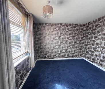 2 bedroom semi-detached house to rent - Photo 4